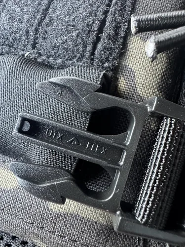 Vista 6 de Redemption Crusader 2.0 Chaleco Molle con Hebilla de Liberación Rápida para Airsoft con Lados de Tamaño Ajustable y Triple Bolsillo