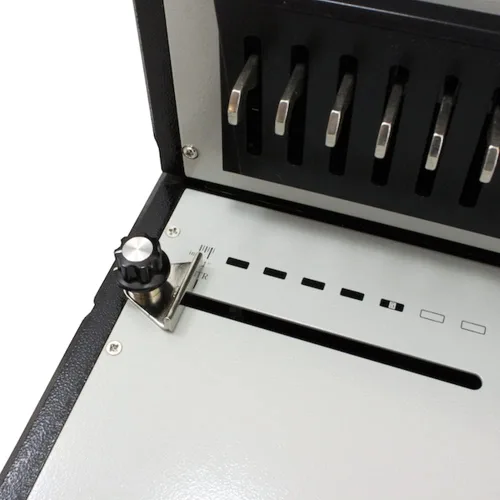 Vista 3 de Akiles AlphaBind-CE - Máquina eléctrica de punzonado y encuadernado Punzón eléctrico
