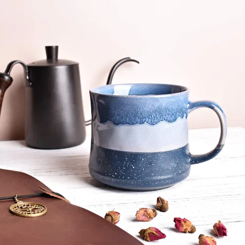 Vista 4 de Bosmarlin Taza de café grande de cerámica, taza de té grande para la oficina y el hogar, 21 onzas, apta para lavavajillas y microondas, 1 unidad Azul