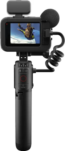 Vista 8 de GoPro HERO11 Black Creator Edition - Incluye Volta (agarre de batería, trípode, control remoto), Media Mod, Light Mod, Enduro Battery - Cámara