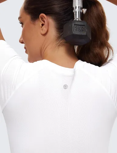 Vista 4 de CRZ YOGA Camisetas de entrenamiento sin costuras para mujer, transpirables, de manga corta, para gimnasio, correr, yoga, atléticas