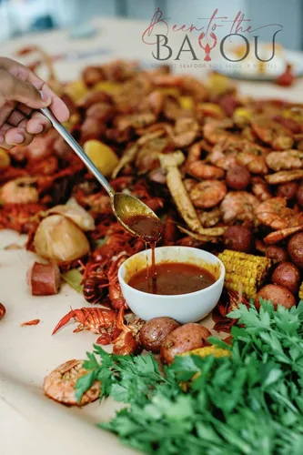 Vista 2 de Been to the Bayou Mezcla original de condimentos para hervir mariscos cajún, auténtica mezcla de especias de Louisiana para cangrejos de camarón