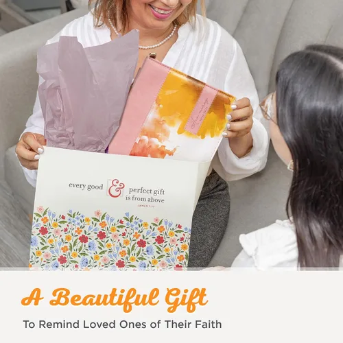 Vista 8 de Christian Art Gifts Funda de cuero vegano para la Biblia para mujer: His Mercy Never Fails - Lam. 3:22 Escrituras inspiradoras, bolsillos