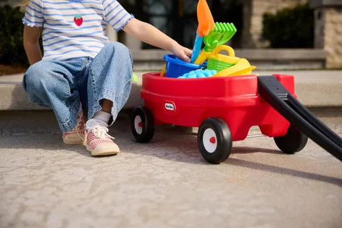 Vista 4 de Little Tikes – Lil 'Wagon, rojo