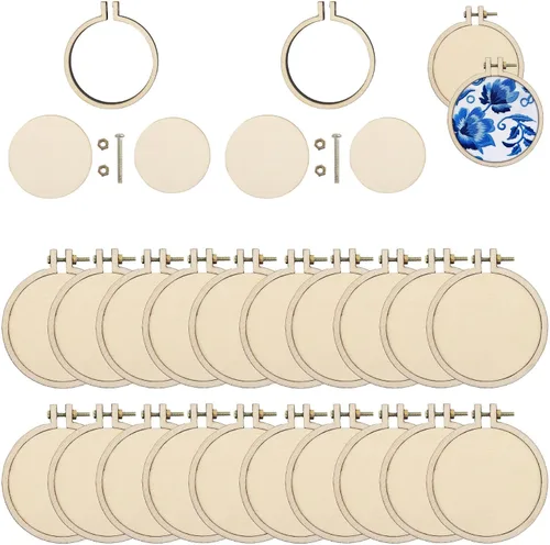 Vista 9 de Framendino, paquete de 10 mini aros de bordado redondos de madera para dijes colgantes, marco para llavero de punto de cruz DIY