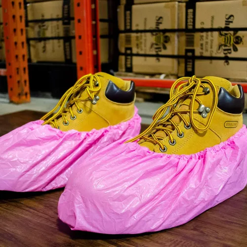 Vista 3 de ShuBee Waterproof Shoe Covers Slip-Resistant Disposable for Construction, Indoor Carpet Floor Protection - 40 Pair