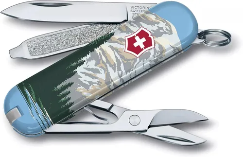 Vista 23 de Victorinox Classic SD Swiss Army – Navaja suiza de bolsillo, compacta, 7 funciones, navaja de bolsillo fabricada en Suiza con hoja pequeña Parque