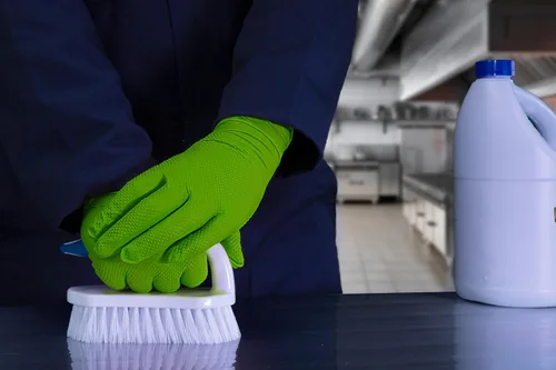 Vista 9 de Gloveworks HD 8 mil Green Nitrile Disposable Industrial Gloves with Raised Diamond Texture - GWGN Box of 100 / Medium