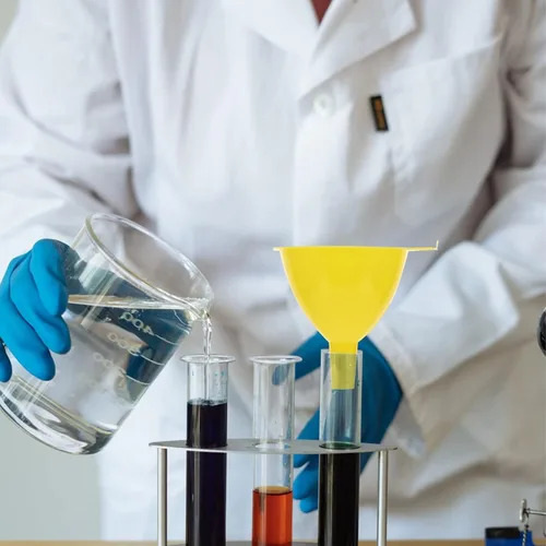 Vista 3 de POPETPOP Embudo de laboratorio Pequeño embudo líquido de plástico de 2.95 pulgadas para llenado preciso de botellas y uso químico en laboratorio