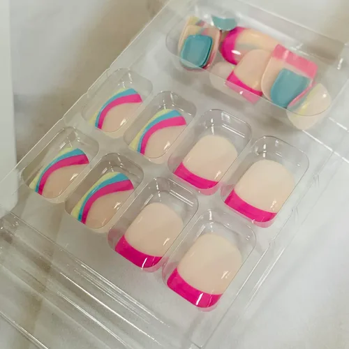 Vista 5 de Uñas postizas a presión de longitud corta, 24 piezas de cobertura completa, reutilizables, brillantes, uñas postizas con pegamento, uñas postizas