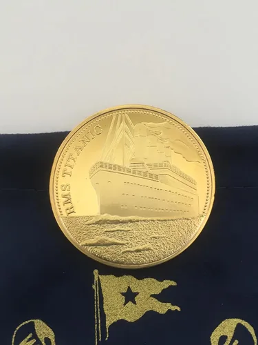 Vista 6 de Titanic Heart of the Ocean Necklace Fake Gold Coin Titanic Gifts