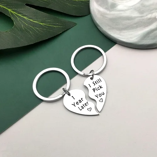 Vista 4 de Vadaka Llavero de primer aniversario de boda, joyería de aniversario, llavero a juego para pareja, llavero de aniversario, regalo para marido