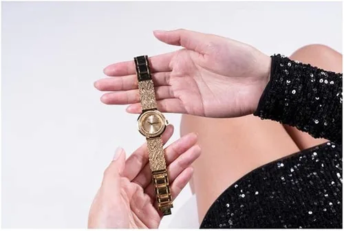 Vista 8 de GUESS US - Reloj analógico dorado para mujer Oro