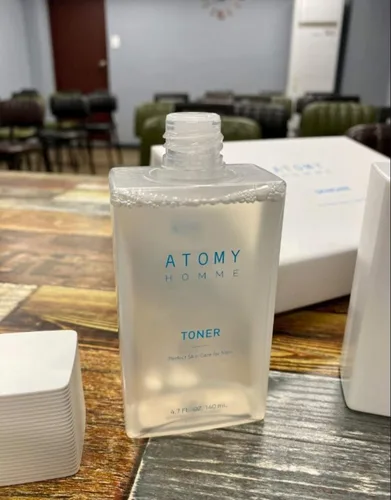 Vista 9 de ATOMY Set de 3 piezas para el cuidado de la piel Homme para hombre