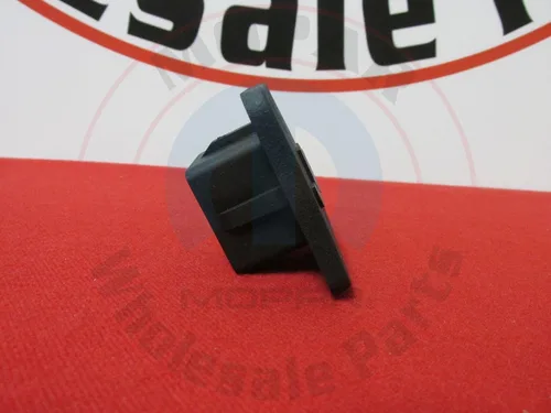 Vista 5 de Mopar 82208457 - Tapón de enganche de remolque con logotipo de Jeep para receptor de 1.25 pulgadas
