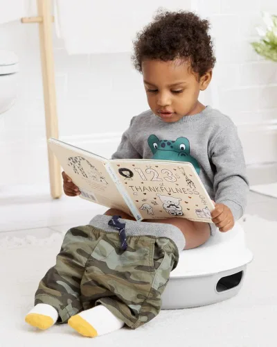 Vista 6 de Skip Hop Go Time - Asiento de orinal 3 en 1 multietapa, color blanco/gris
