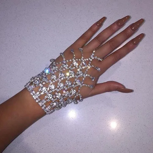Vista 7 de Jumwrit Pulsera de anillo de dedo para mujer, con diamantes de imitación, con anillo, pulsera esclava, arnés de mano para niñas