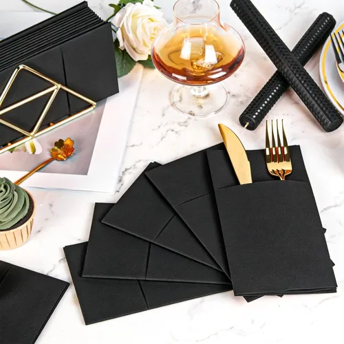 Vista 2 de KAMMAK Servilletas negras desechables con bolsillo, paquete de 50 servilletas de papel de lino preplegadas para decoración de fiestas, decoración