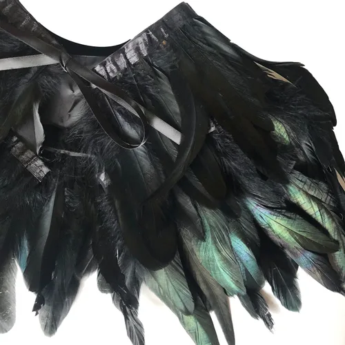 Vista 4 de Capa larga con capucha unisex de terciopelo con plumas naturales, chales góticos para fiesta de disfraces de Halloween