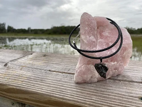 Vista 7 de Elite Shungite - Colgante y collar de protección 100% auténtica, tipo noble crudo 1, idea de regalo, para hombres, mujeres, adolescentes, unisex