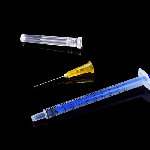 Vista 4 de Paquete de 15 jeringas de plástico de 1ml 25Ga con medición para laboratorios científicos y dispensación industrial, desechables envueltas
