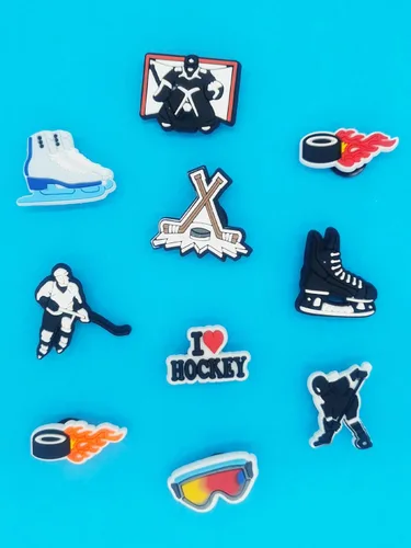 Vista 2 de Moifom 11 dijes de decoración de zapatos de hockey con texto en inglés "I Love Hockey para sandalias, decoración de zapatos deportivos de hockey