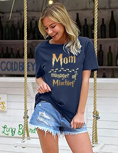 Vista 4 de Camiseta divertida para mujer, camiseta de gerente de travesuras, camiseta fantástica para mamá, mago, camiseta mágica para el día de la madre