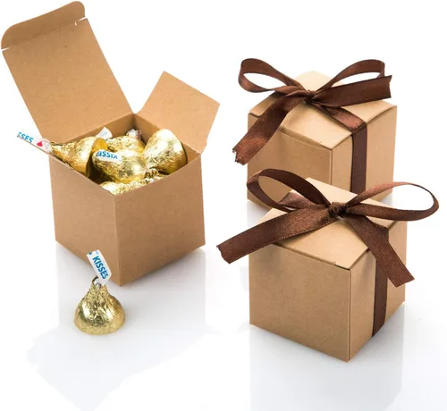 Vista 21 de AWELL Caja de dulces de regalo negra con puntos dorados a granel de 2 x 2 x 2 pulgadas con cinta para recuerdos de fiesta, puntos dorados, paquete