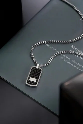 Vista 3 de Collar con dije para hombre, cadena ajustable de acero inoxidable de plata de 22 a 24 pulgadas