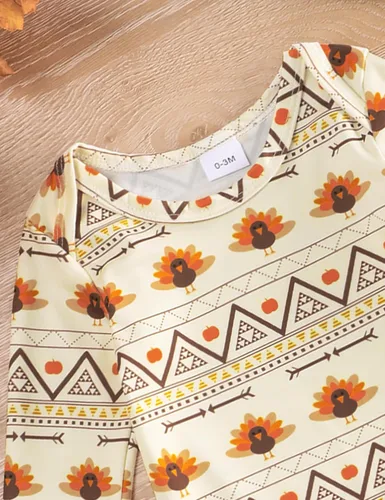 Vista 3 de My First Thanksgiving Outfit - Conjunto de ropa para bebé recién nacido, diseño de pavo + pantalones con tirantes + sombrero para Acción de Gracias