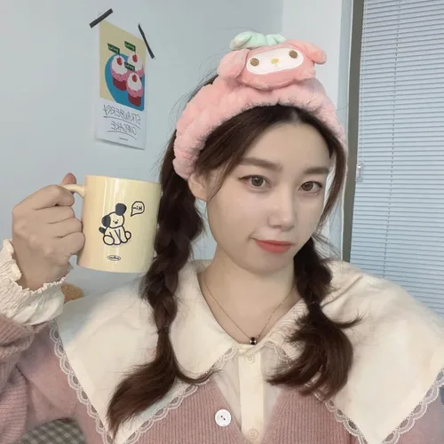 Vista 4 de Koiswim Juego de diadema y pulsera Kawaii Spa para lavado facial, baño, ducha, belleza para mujeres y niñas