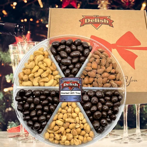 Vista 4 de It's Delish - Bandeja de regalo grande de chocolate gourmet y nueces saladas, 6 puntos, caja de regalo para fiestas, eventos, día del padre, día