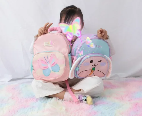 Vista 8 de CAMTOP Linda mochila para niños pequeños, bolsa escolar de animales de dibujos animados en 3D para niñas, niños, guardería de viaje, 90256 Mariposa