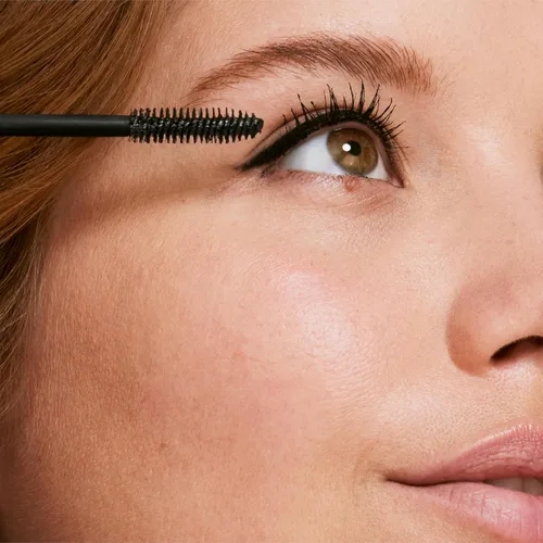 Vista 5 de Clinique High Impact Waterproof Mascara Lengthening, Volumizing, Smudge-Proof + Safe For Sensitive Eyes