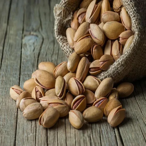 Vista 4 de Pistachos turcos antep tostados y salados, con cáscara - We Got Nuts (1 LB.)