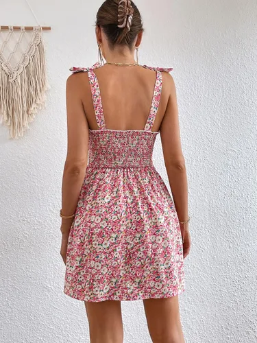 Vista 2 de WDIRARA Vestido de verano para mujer, estampado floral, fruncido, fruncido, dobladillo con volantes, acampanado, vestido de verano corto