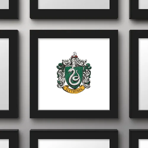 Vista 2 de Trends International Gallery Pops Harry Potter - Póster de pared de Slytherin Crest Scroll de 12 x 12 pulgadas, versión enmarcada en negro