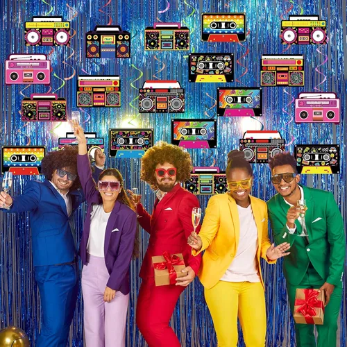 Vista 7 de 60 espirales colgantes retro Boombox de los años 80 y 90 para fiesta, decoración colgante de cassette, cinta de casete, serpentinas de techo