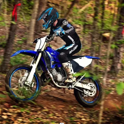 Vista 7 de Casco Bluetooth de cara completa para motocross, motocross, ATV, motocicleta, casco Bluetooth para hombres y mujeres, aprobado por el DOT, de cuatro