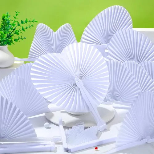 Vista 5 de Yulejo Paquete de 100 abanicos de papel plegables de boda a granel con forma de corazón blanco plegable personalizado con asas de plástico