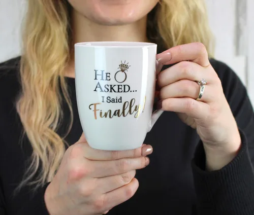 Vista 3 de Lillian Rose Preguntado, I Said Finally Taza de café, 4", crema, CM100 HA