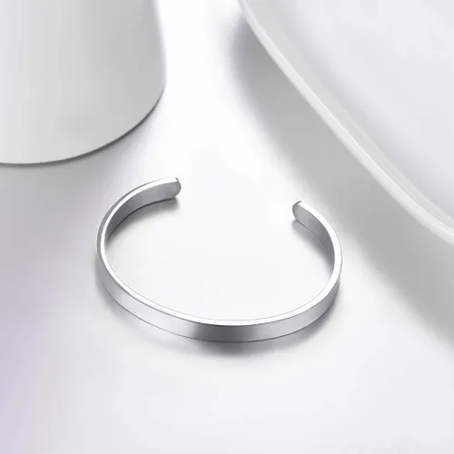 Vista 5 de U7 Pulseras personalizadas de acero inoxidable para mujeres y hombres, chapadas en oro de 18 quilates, brazalete cubanotrenzadosimple, pulseras
