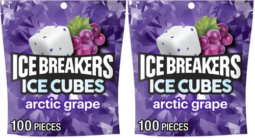 Vista 9 de ICE BREAKERS Ice Cubes Arctic Grape - Bolsa de goma de mascar sin azúcar, 8.11 onzas (100 piezas)