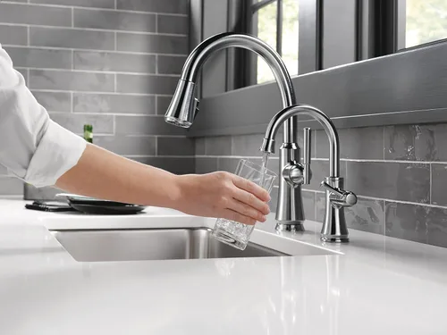 Vista 2 de DELTA FAUCET 1920-AR-DST - Grifo tradicional para bebidas, acero inoxidable ártico