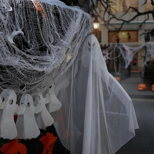 Vista 4 de Leyndo Kit de 117 piezas de decoración de Halloween para tronco o automóvil con fantasma de esqueleto colgante, fantasma de tela, guirnaldas