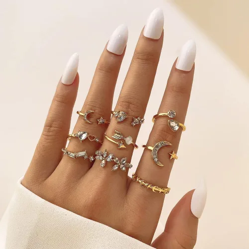 Vista 2 de KISS WIFE Juego de anillos apilables dorados para nudillos de luna y estrella para mujeres, adolescentes, niñas, bohemios, delicados y ligeros