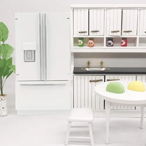 Vista 2 de Casa de muñecas Miniatura Frigorífico de Madera Escala 1:12 Blanco Doll home decor, handcrafted pine furniture accessory, miniature kitchen