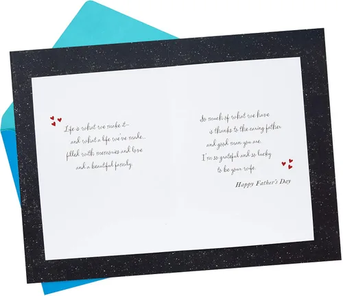 Vista 2 de Tarjeta de felicitación por el día del padre Hallmark. Tarjeta de felicitación para marido o pareja (idioma español no garantizado)