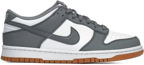 Vista 203 de Nike Kid's Dunk Low Sneaker