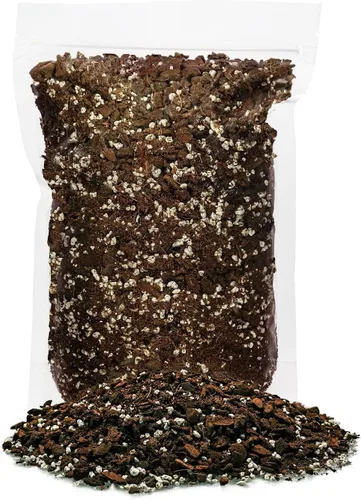 Vista 4 de Gardenera - Suelo para plantas Monstera ADANSONII: mezcla experta para un crecimiento óptimo y desarrollo de raíces de Gardenera - 1 cuarto de galón